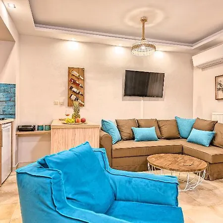 Mare Psarou Villa